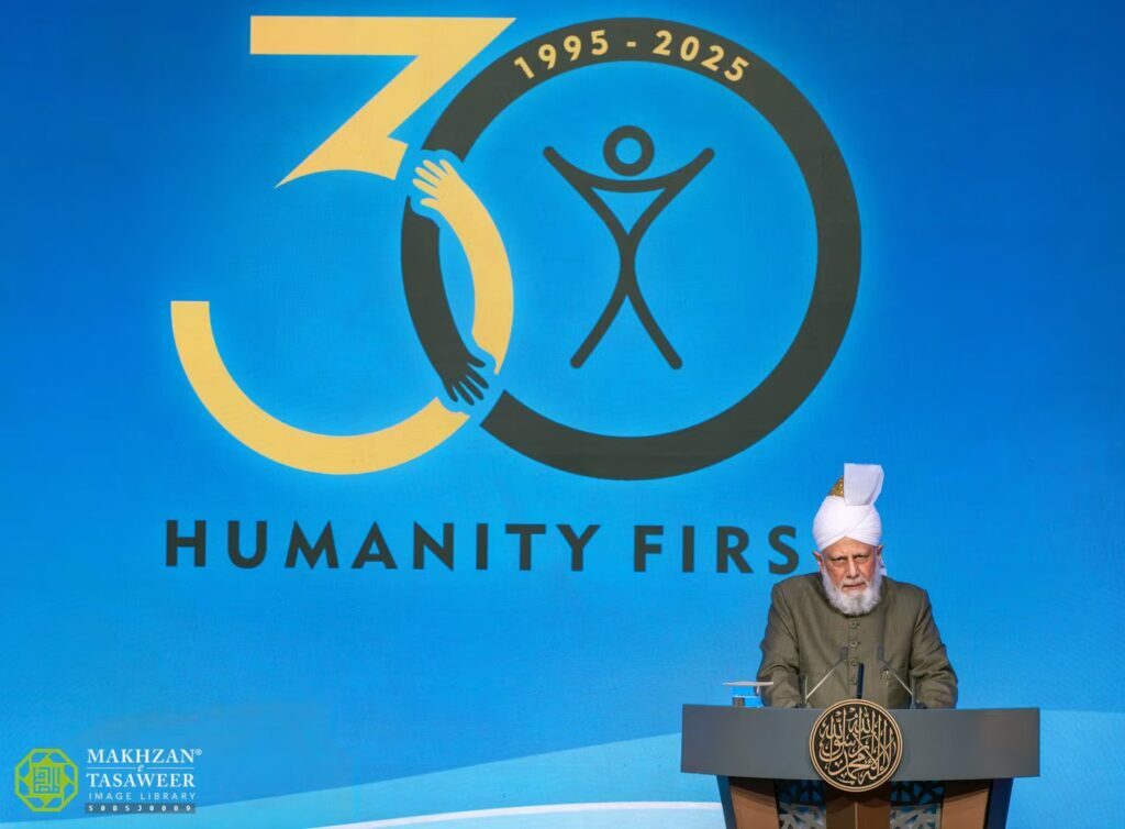 Mitgefühl ohne Grenzen: Der Werdegang von Humanity First und seine Zukunft Mitgefühl ohne Grenzen: Der Werdegang von Humanity First und seine Zukunft